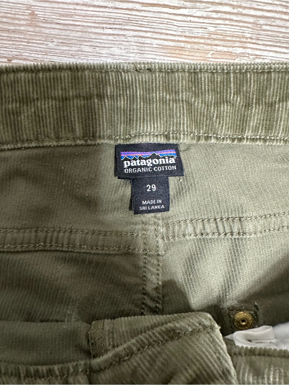 Patagonia Olive Green Corduroy Slim Pants Sz 29 - Picture 3 of 8